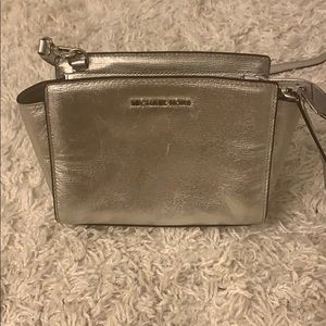 Michael Kors Small Selma Crossbody